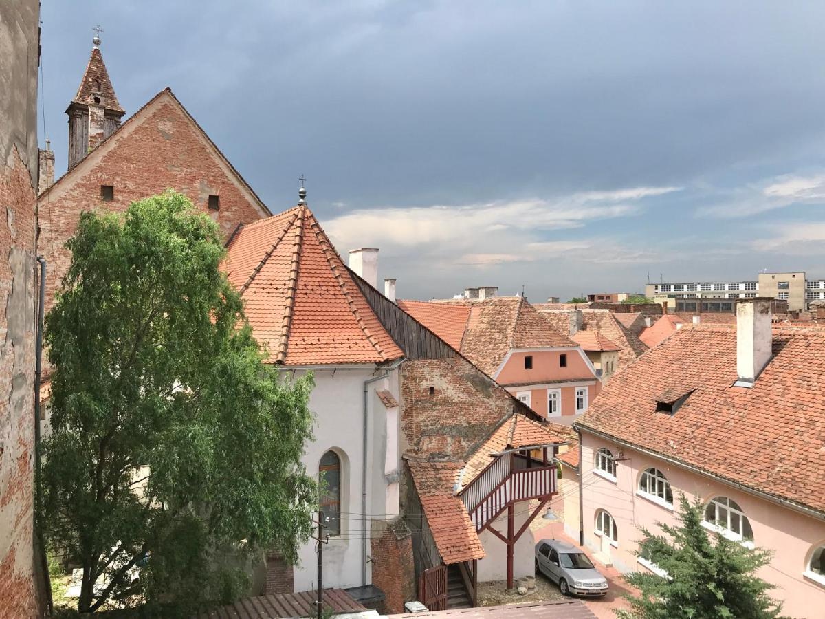 The Bridge Of Lies Apartment Sibiu Exterior foto
