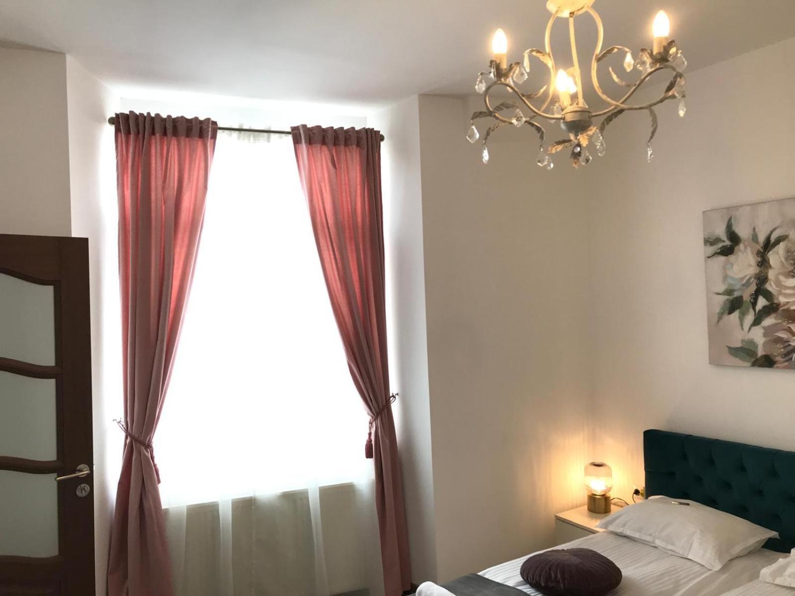 The Bridge Of Lies Apartment Sibiu Exterior foto